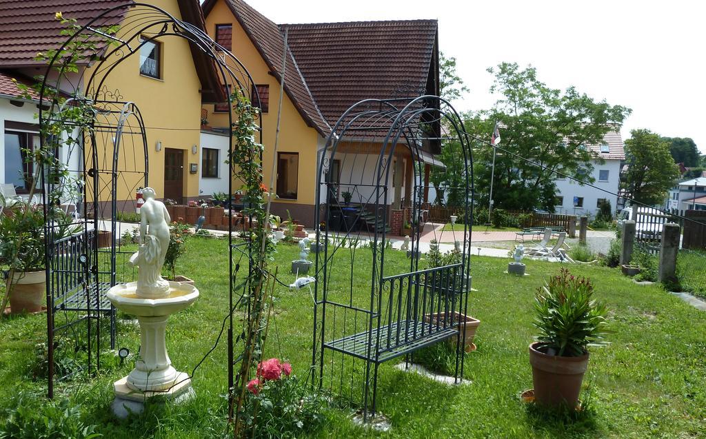 An Der Uferpromenade Otel Leinefelde-Worbis Dış mekan fotoğraf